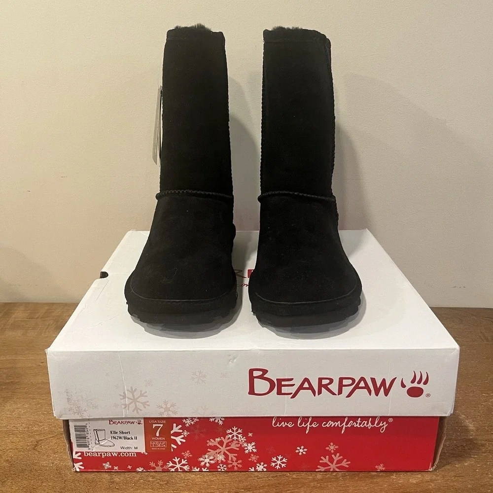 NEW Bearpaw Elle Short 1962W Black Suede Sheepskin Boots Women's Size 7 NWT Box